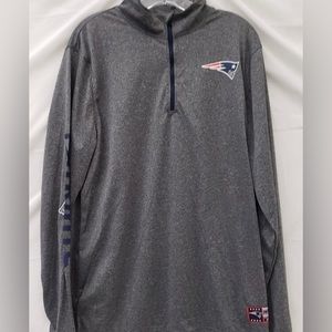 Hoodie-tee NFL Team Apparel 1/3 Zip Grey &
Navy Blue PATRIOTs tee